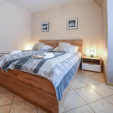 Apartment Apartamenty Bryza - Osiedle Zeromskiego 27 - Promenada
